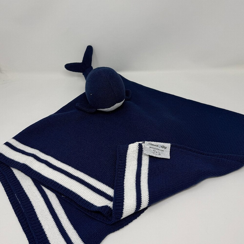 Peacock Alley – Baby Blanket & Matching Whale Plush Set